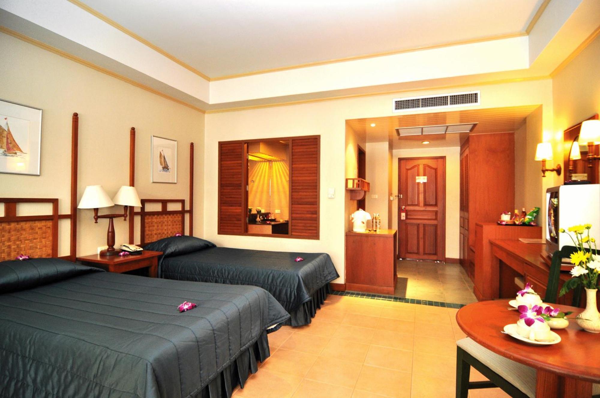 Karon Princess Hotel Sha Extra Plus Exterior foto